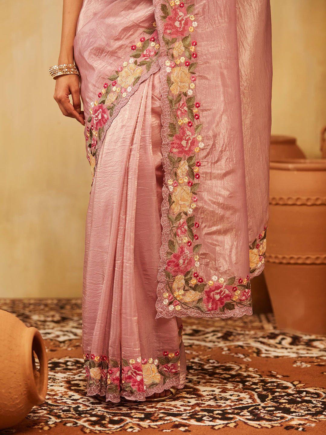Dhiyona KS Women's Solid Embroidered Organza Saree