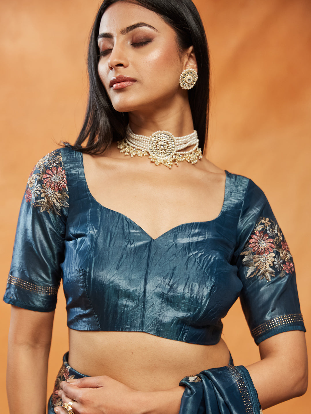 Dhiyona KS Women's Floral Embroidered Beads and Stones Saree