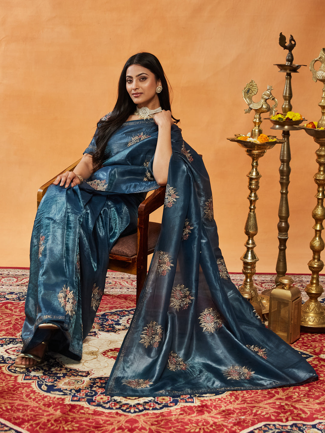 Dhiyona KS Women's Floral Embroidered Beads and Stones Saree
