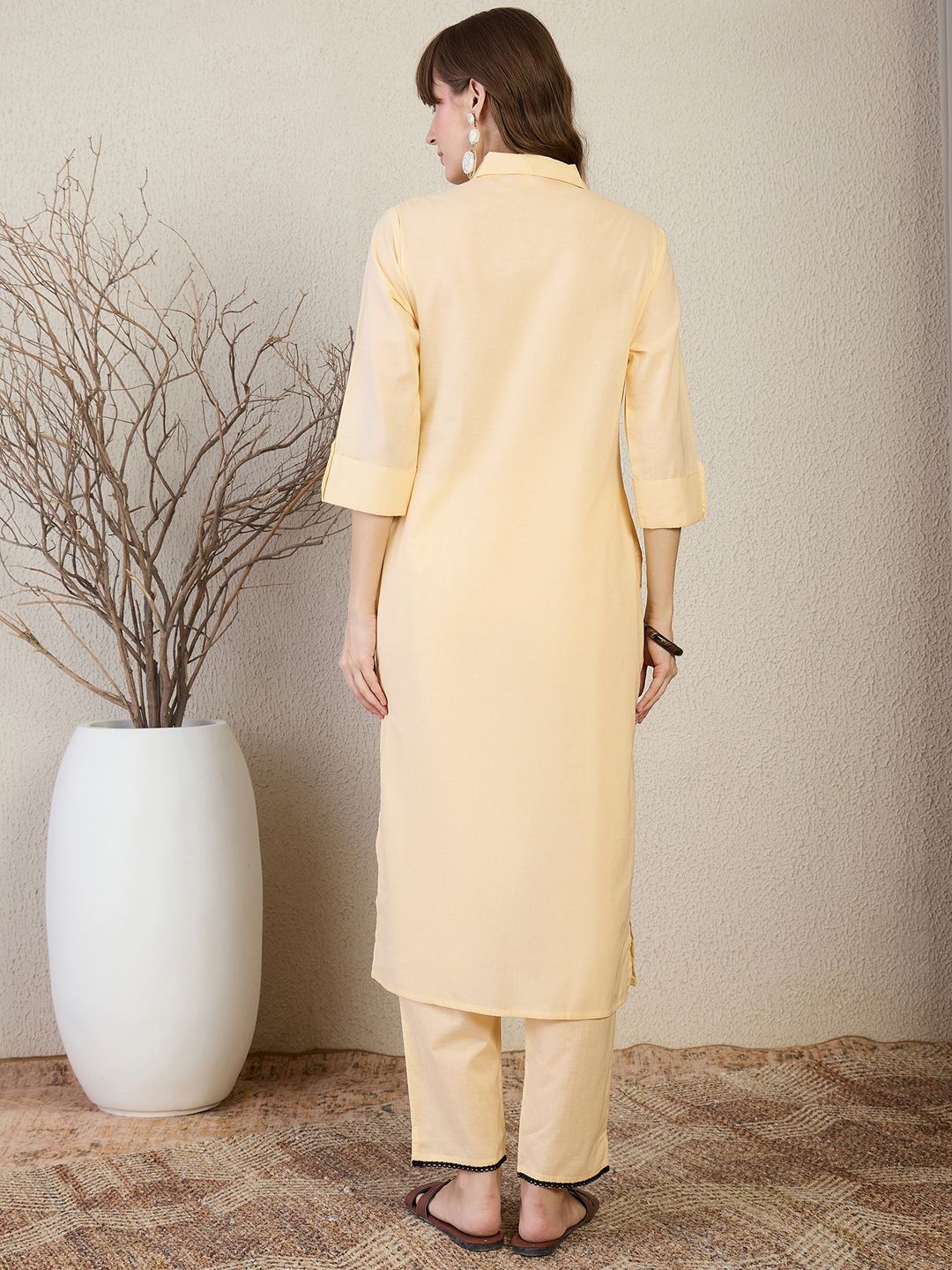 Floral Embroidered Shirt Collar Thread Work Pure Cotton Straight Kurta & Trouser