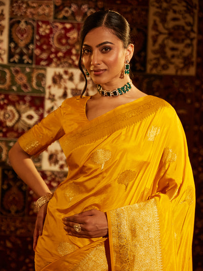 Dhiyona KS Women's Women Ethnic Motifs Zari Banarasi Saree