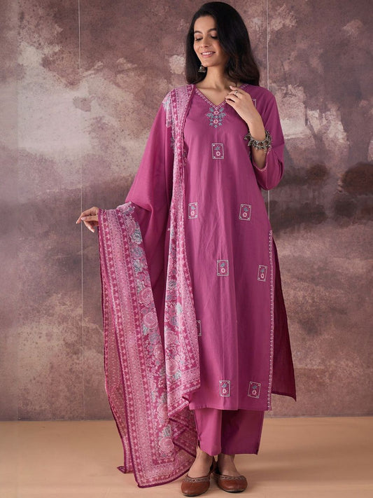 Floral Printed Regular Thread Work Pure Cotton Kurta With Trousers & Dupatta
