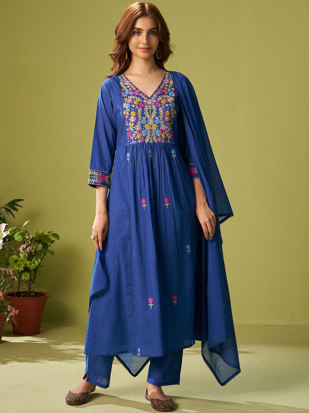 Women Floral Embroidered Cotton Kurta with Trousers & Dupatta