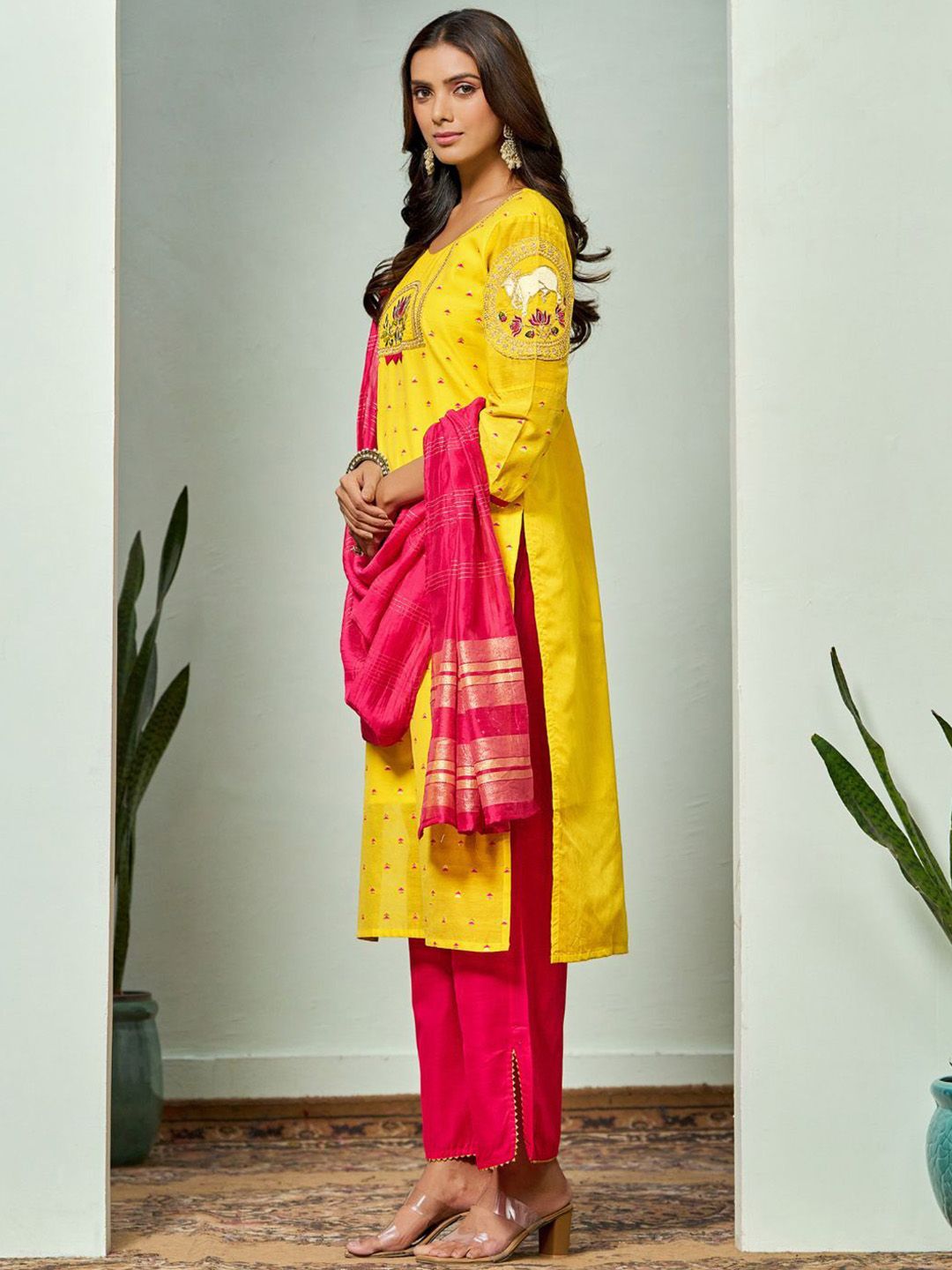Dhiyona SN Women's Floral Embroidered Chanderi Cotton Straight Kurta With Trousers And Dupatta