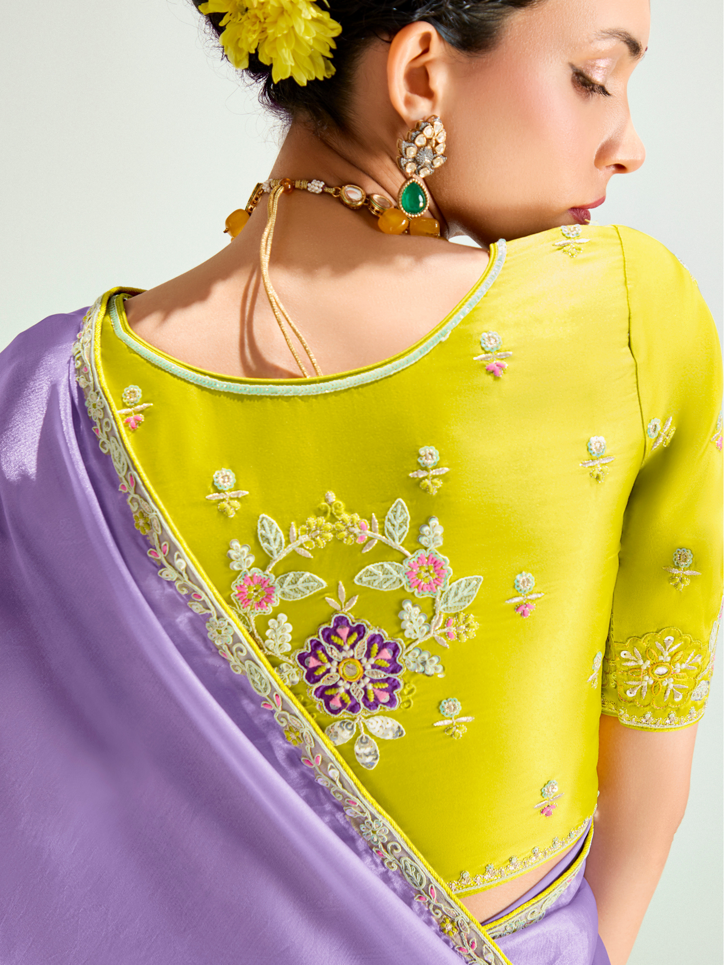 Dhiyona KM Women Yellow Shade Organza Saree