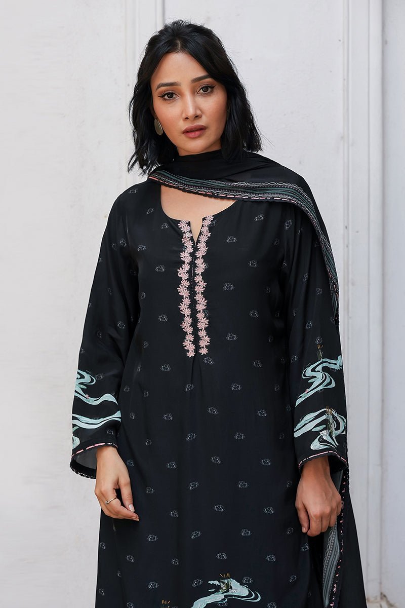 Women's Black Bemberg Silk Salwar Suit With Chinon Silk Dupatta