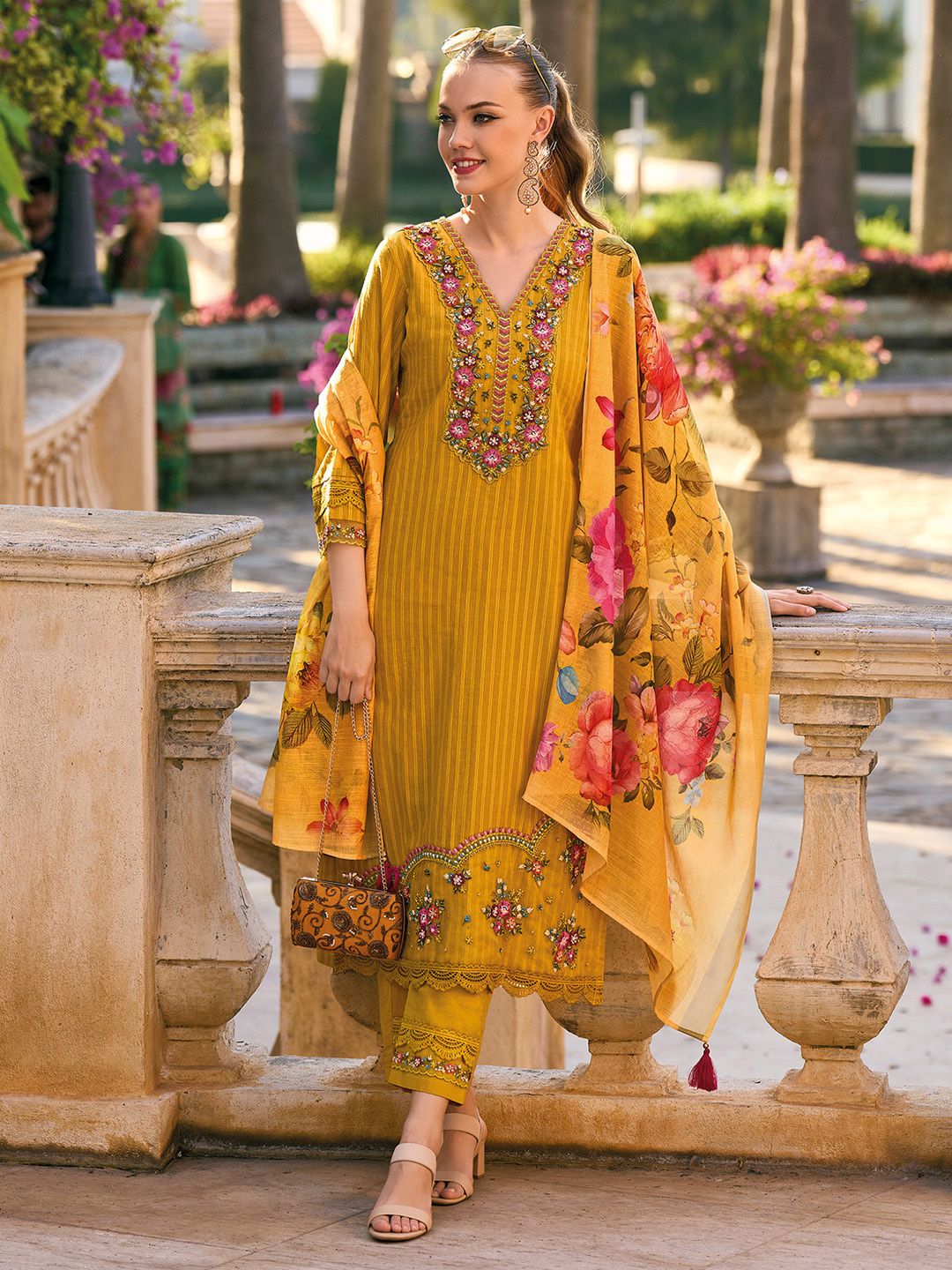 Dhiyona IE Striped Thread Work Pure Cotton Bell Sleeves Straight Kurta & Trousers & Dupatta