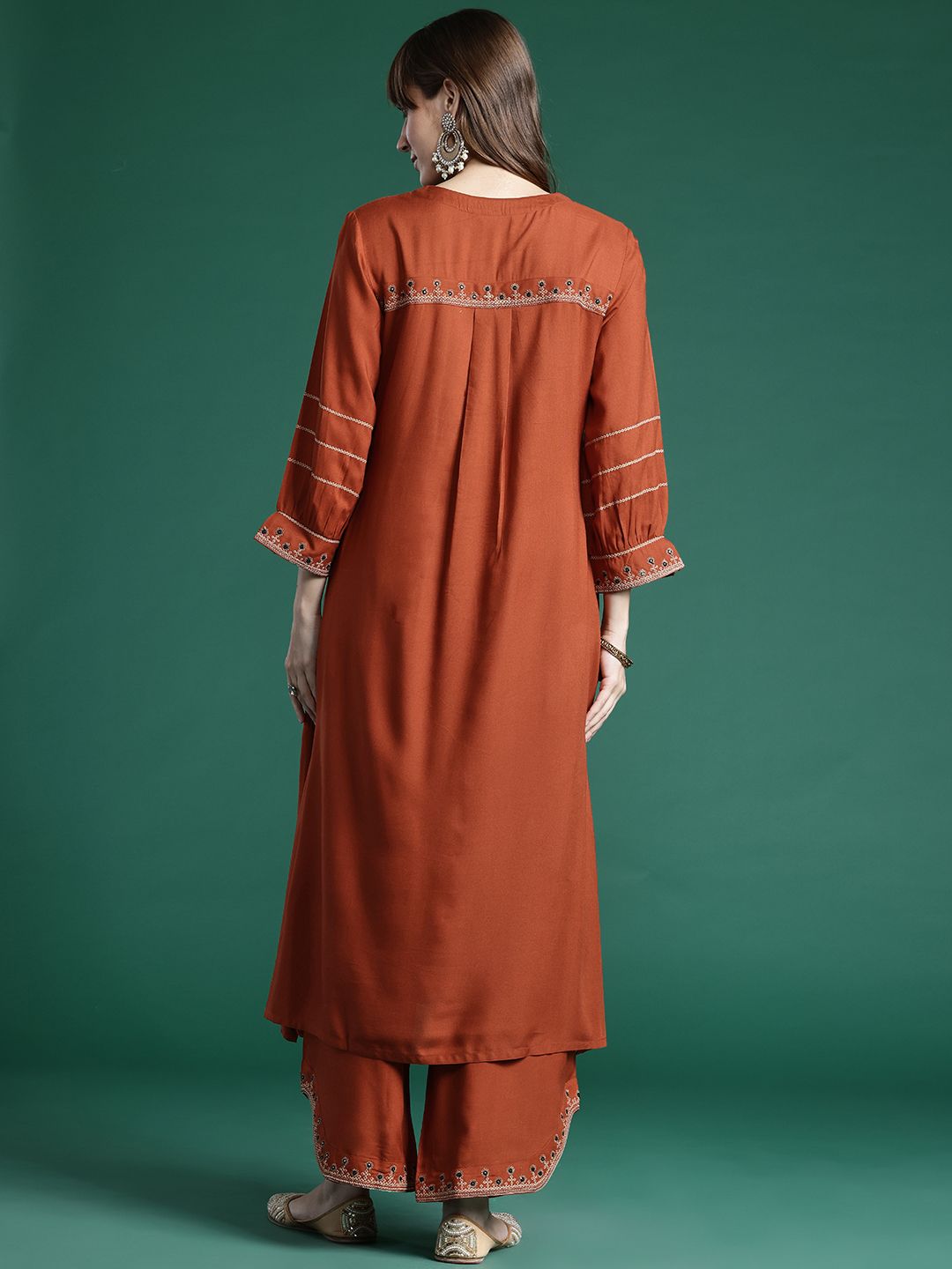 Embroidered Thread Work Kurta with Trousers