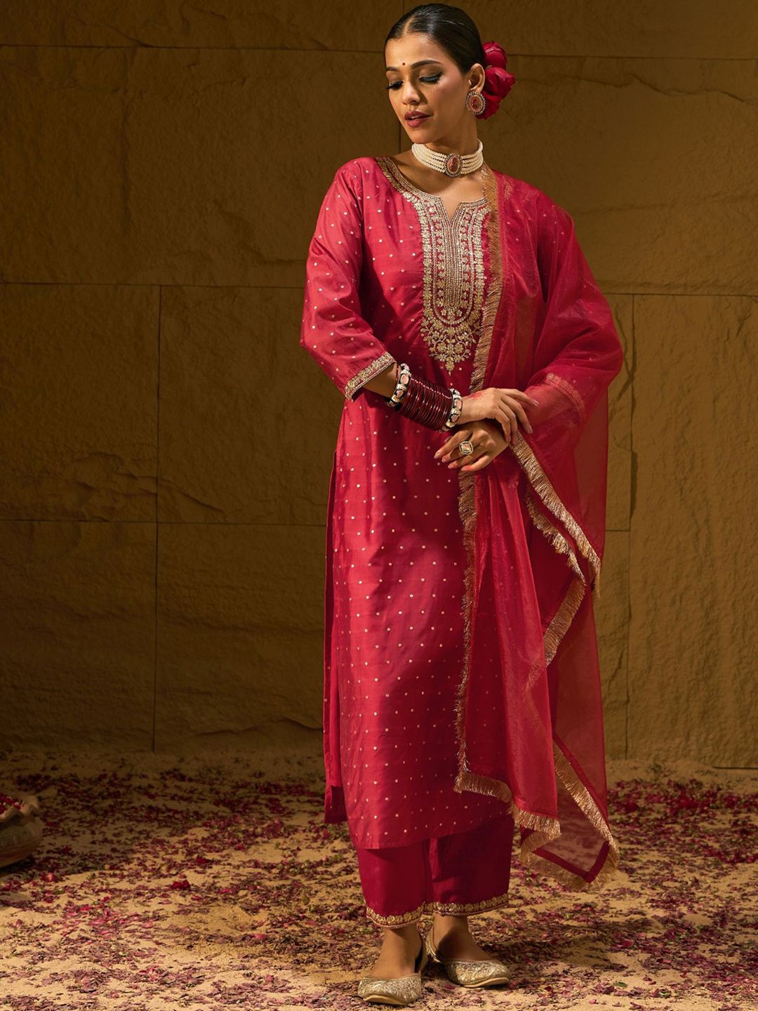 Dhiyona IE Women Embroidered Regular Chanderi Silk Kurta with Trousers & With Dupatta