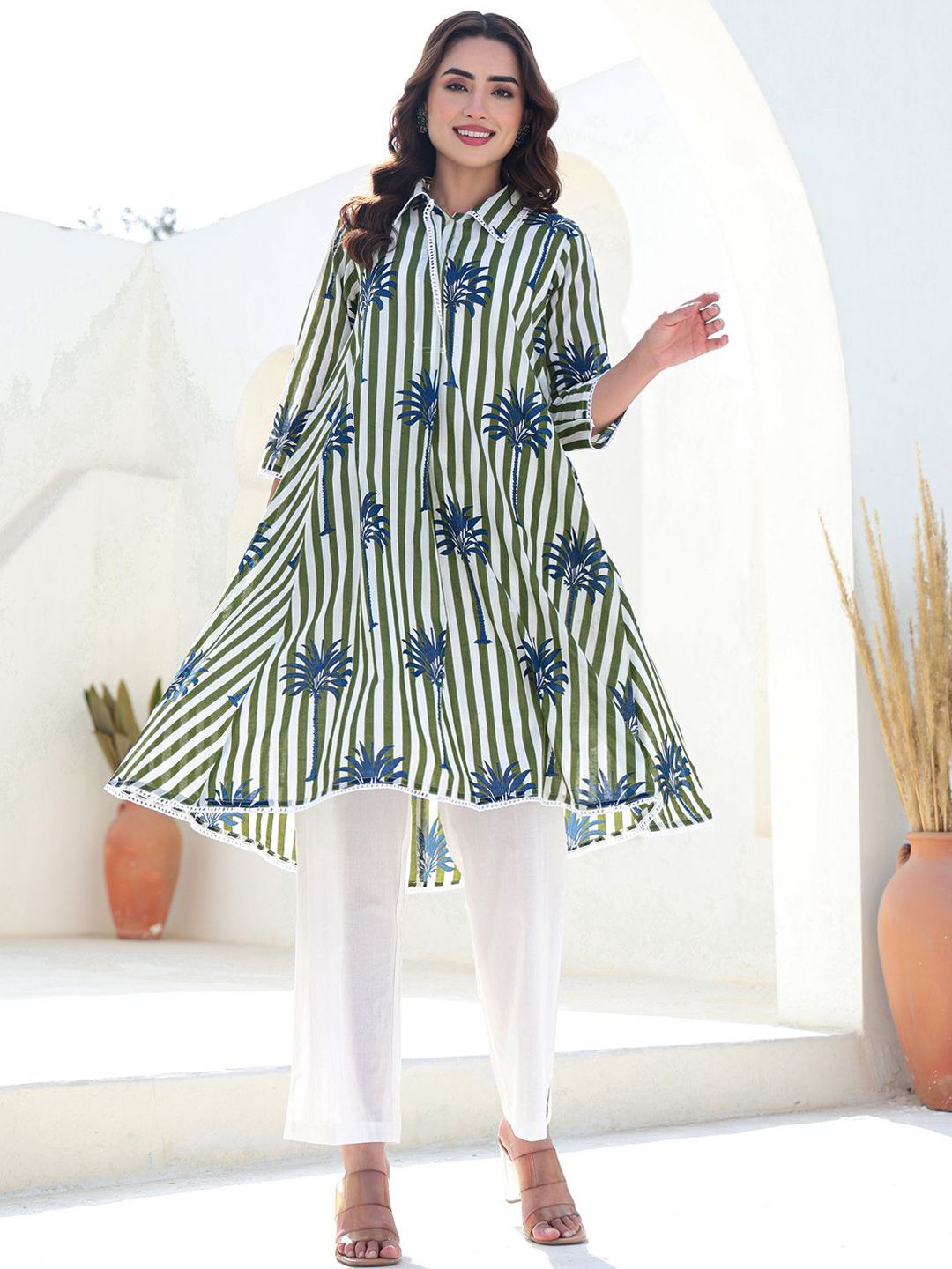 Women Floral Printed Pure Cotton A-Line Kurta with Trousers