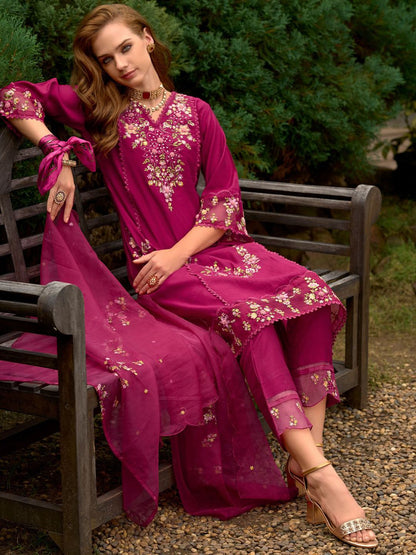 Women Floral Embroidered Panelled Sequinned Kurta with Trousers & With Dupatta