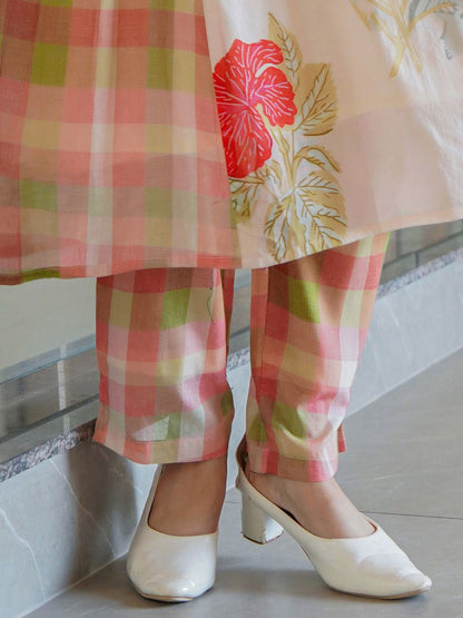 Women Floral Printed Regular Pure Cotton Kurta with Trousers