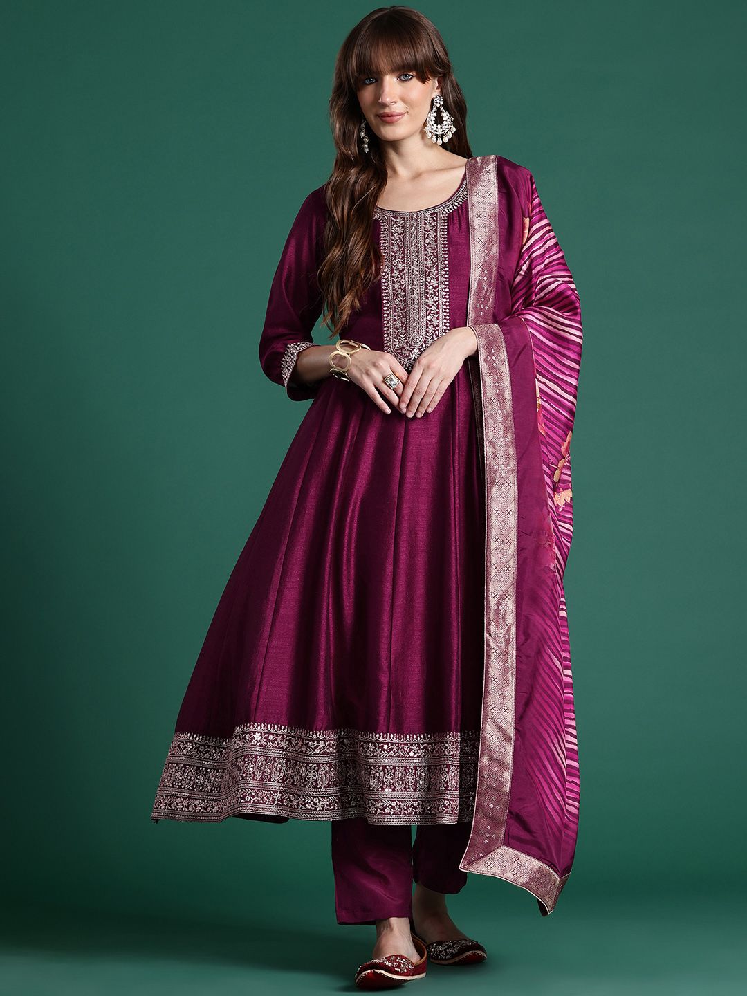 Dhiyona IE Ethnic Motifs Embroidered Sequinned Kurta with Trousers & With Dupatta