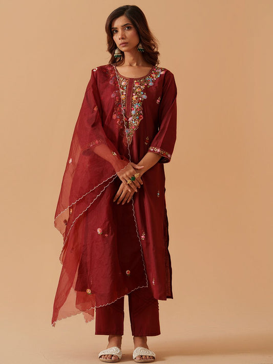 Dhiyona PD Women Embroidered Straight Kurta Trousers With Dupatta