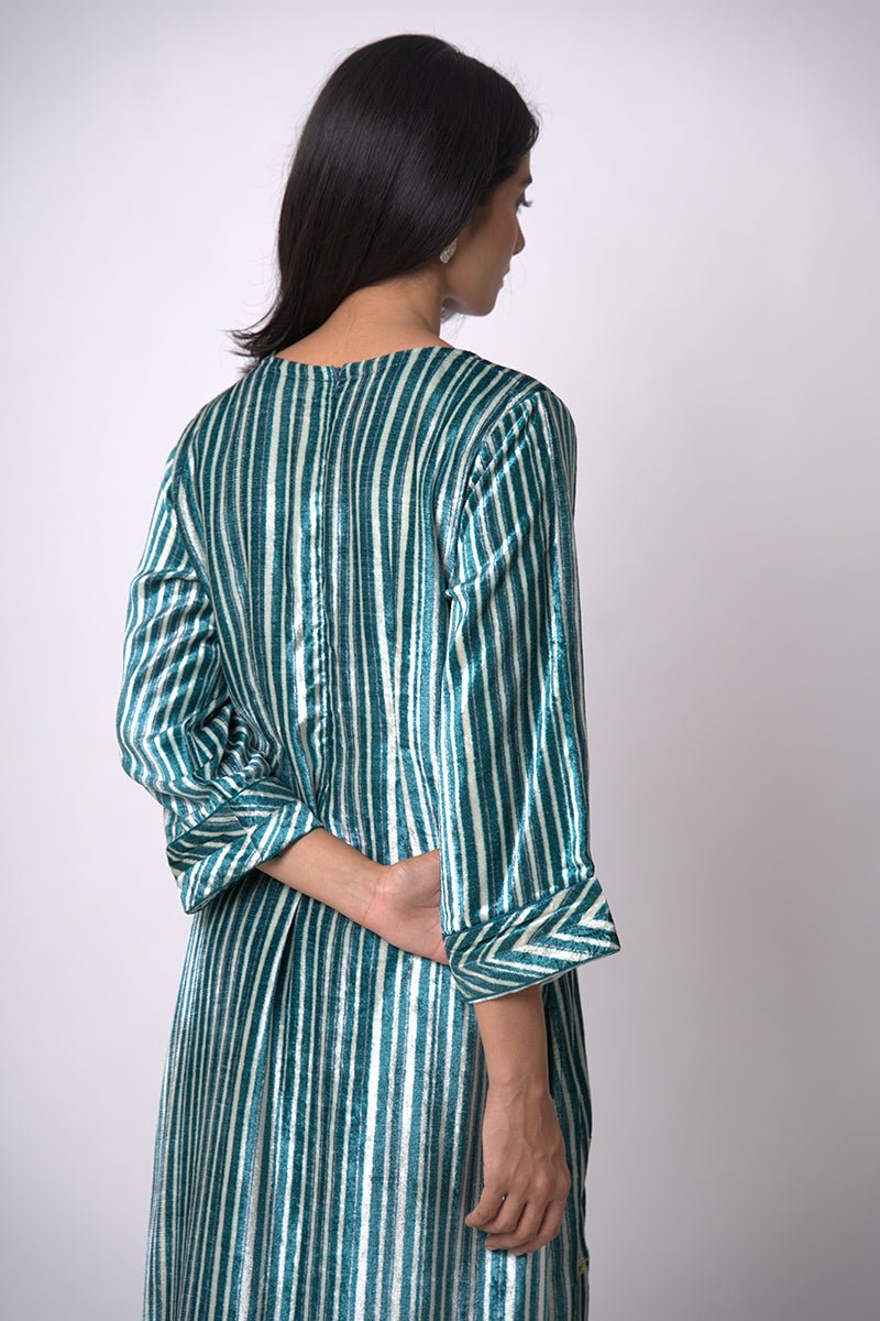 Women's Peacock Blue and Off White Silk Velvet Salwar Suit