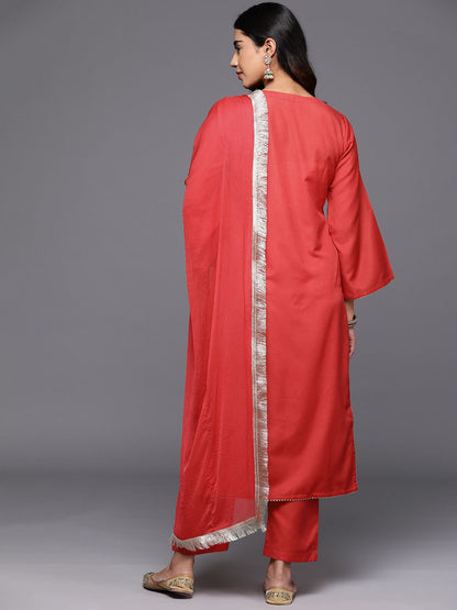 Dhiyona VA Women'sFloral Yoke Design V-Neck Thread Work Straight Kurta With Trousers & Dupatta