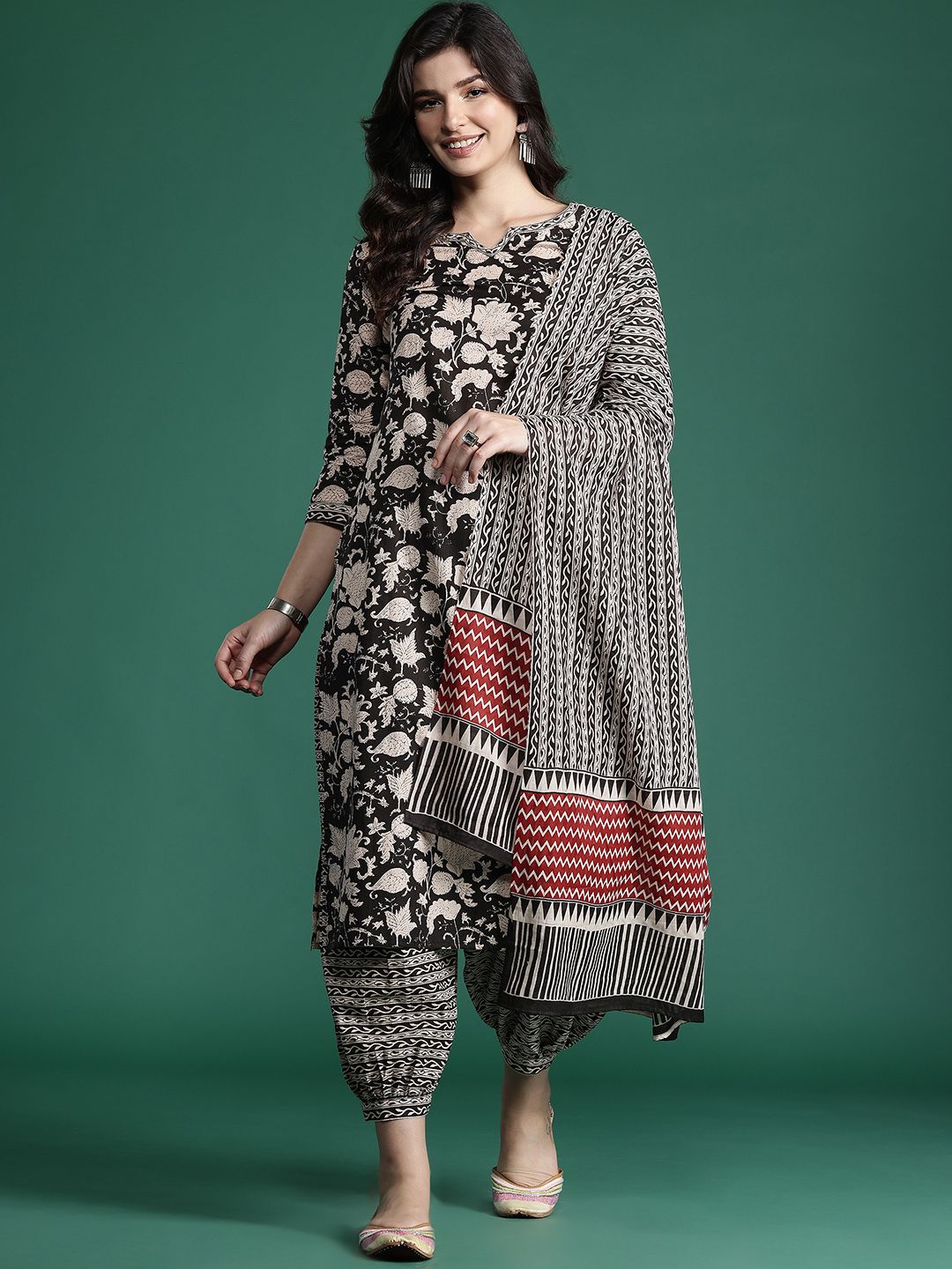 Dhiyona IE Floral Printed Pure Cotton Kurta with Salwar & With Dupatta