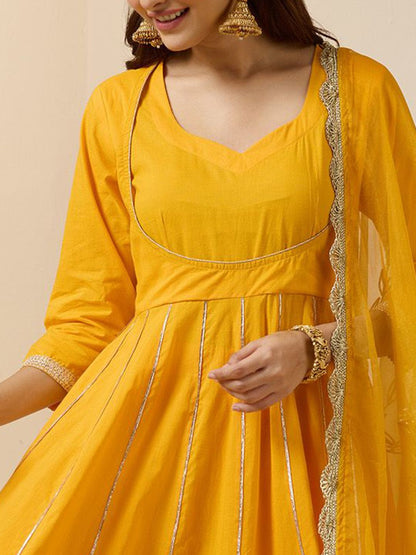 Dhiyona IS Women's Women Printed Regular Kurta with Trousers & With Dupatta
