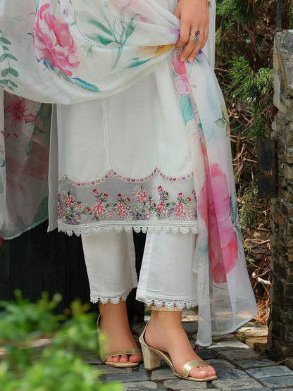 Floral Yoke Design Square Neck Thread Work A-Line Kurta With Trousers & Dupatta