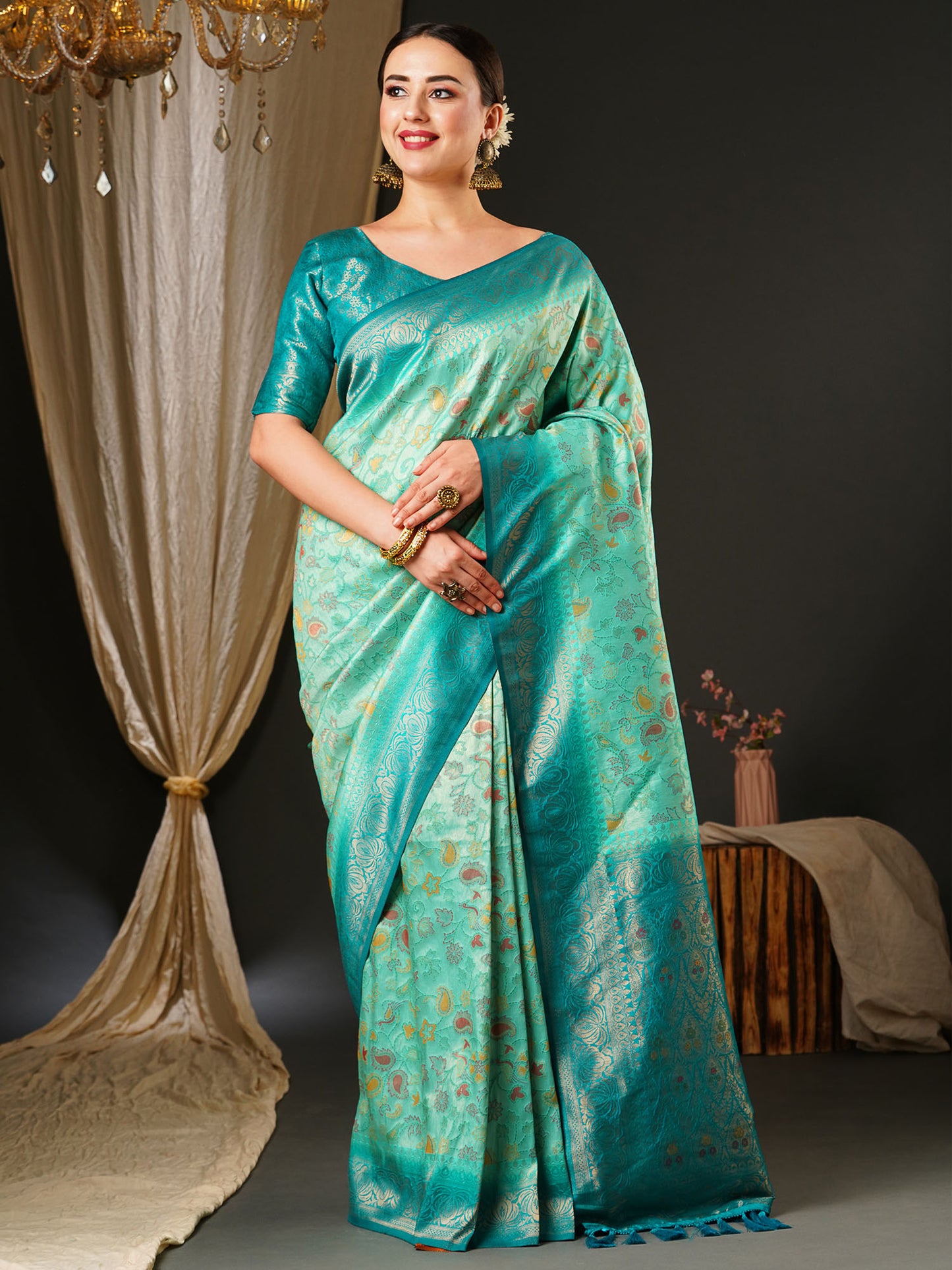 Women's Kanjeevaram Silk Blue Woven Design Celebrity Saree With Blouse Piece