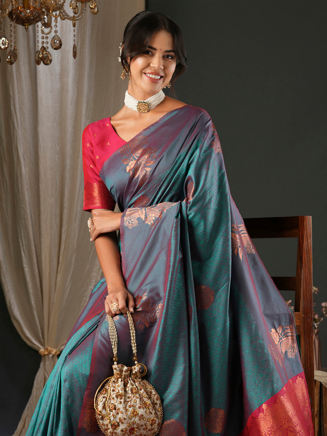 Women's Silk Blend Pink Woven Design Designer Saree With Blouse Piece