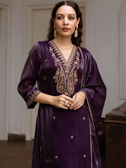 Women Ethnic Motifs Embroidered Regular Kurta with Trousers & With Dupatta
