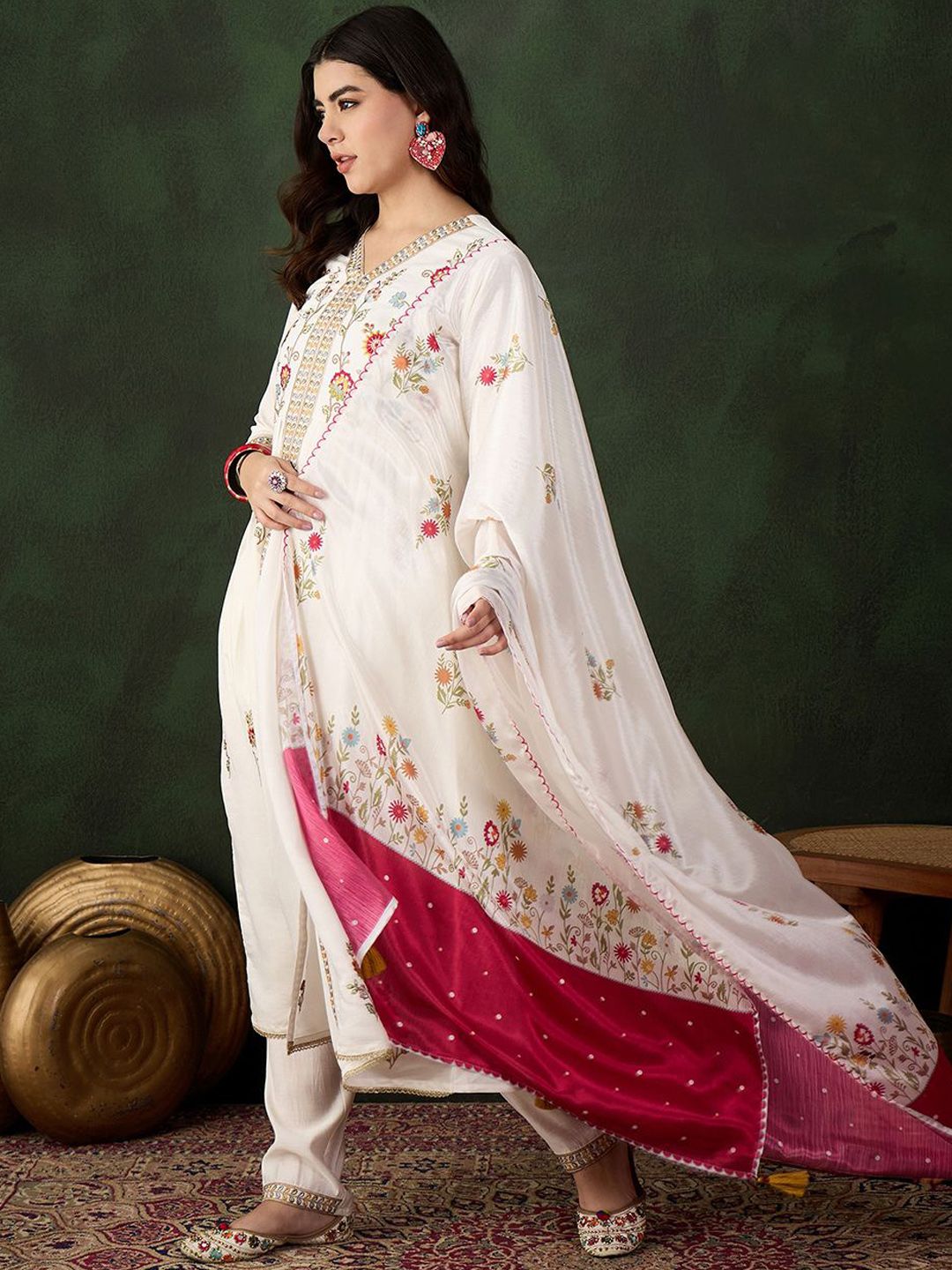 Dhiyona SN Women's Off White Floral Embroidered Thread Work A-Line Kurta With Trouser & Dupatta