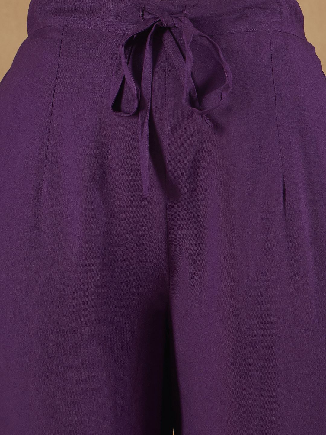 Women Floral Embroidered Regular Kurta with Trousers