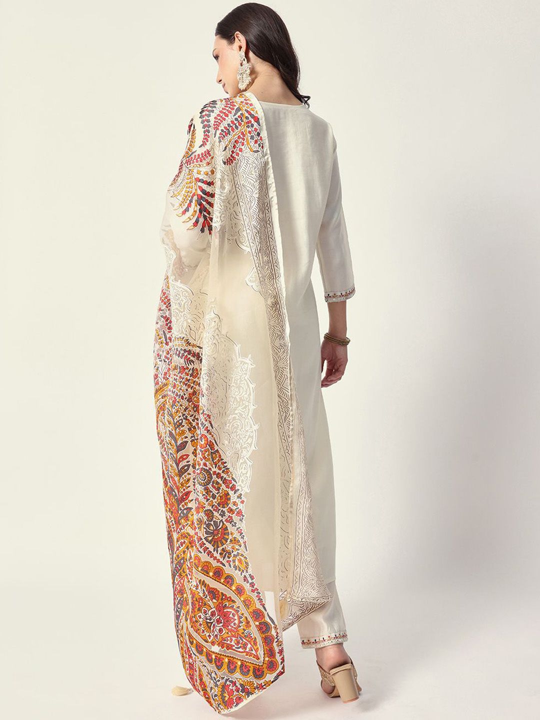 Dhiyona IS Women's Floral Yoke Design Thread Work Straight Kurta With Trousers And Dupatta