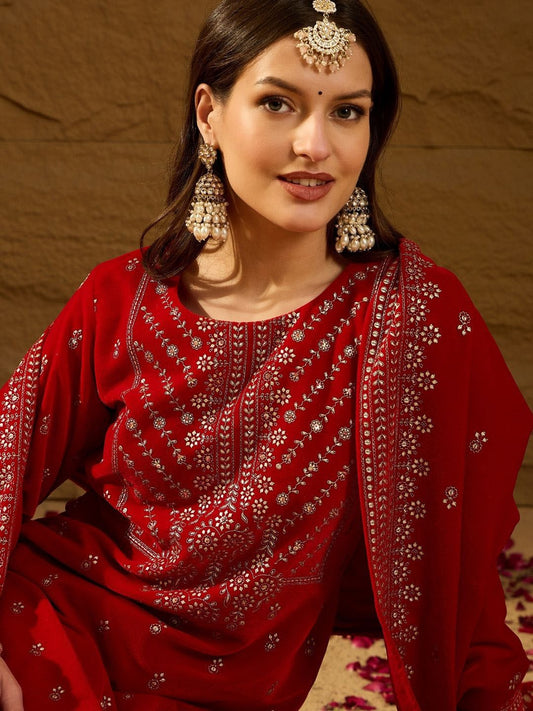 Dhiyona PD Women Embroidered Velvet Straight Kurta With Trousers And Dupatta