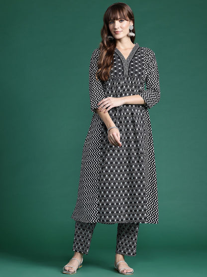 Printed Panelled Pure Cotton Kurta with Trousers
