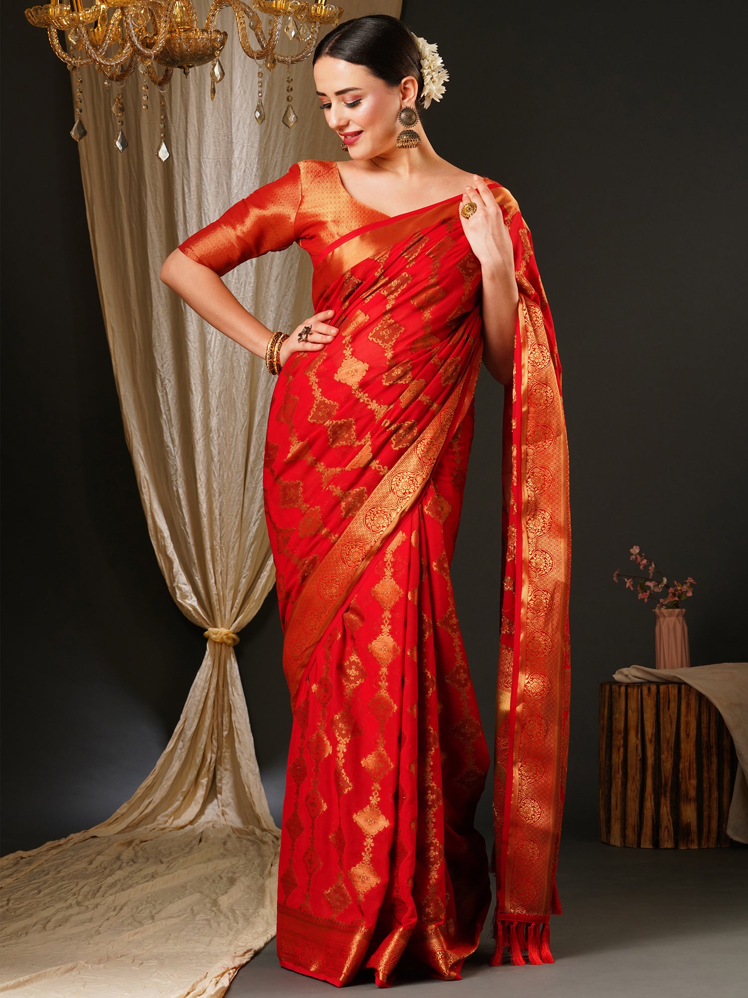Women's Georgette Red Woven Design Celebrity Saree With Blouse Piece