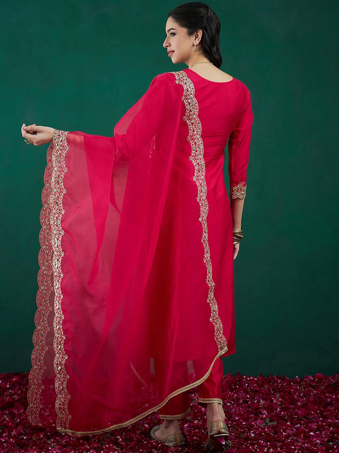 Floral Embroidered Regular Liva Zari Kurta With Trousers & Dupatta