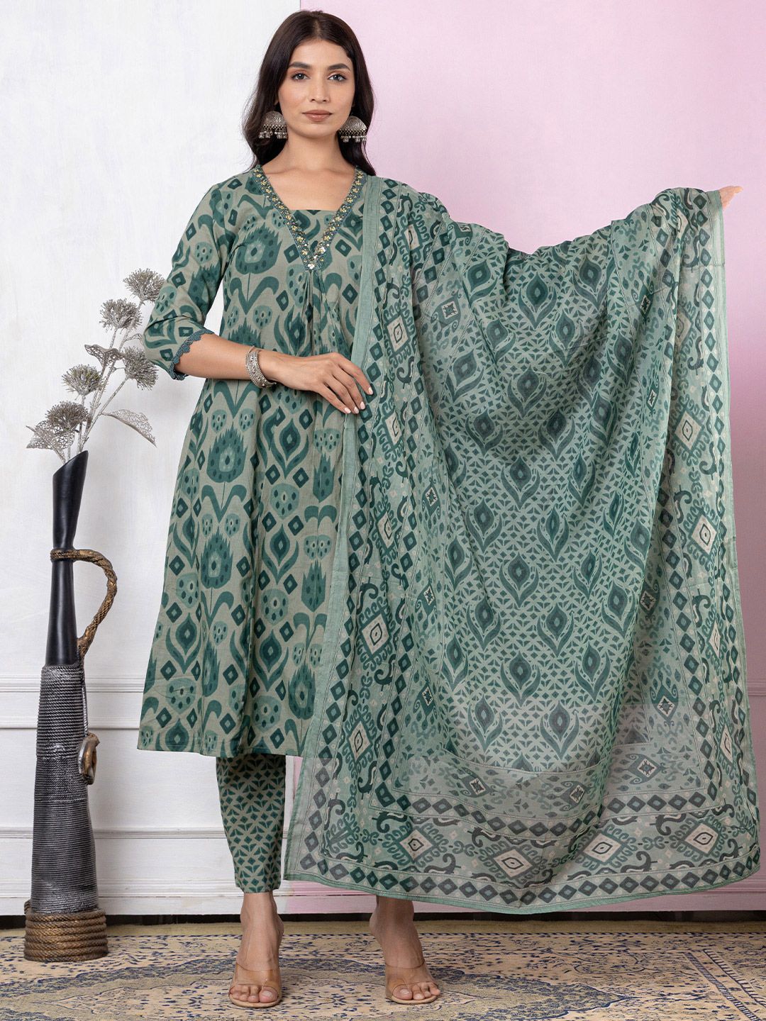 Dhiyona VA Women's Printed Regular Thread Work Pure Cotton Kurta with Trousers & With Dupatta