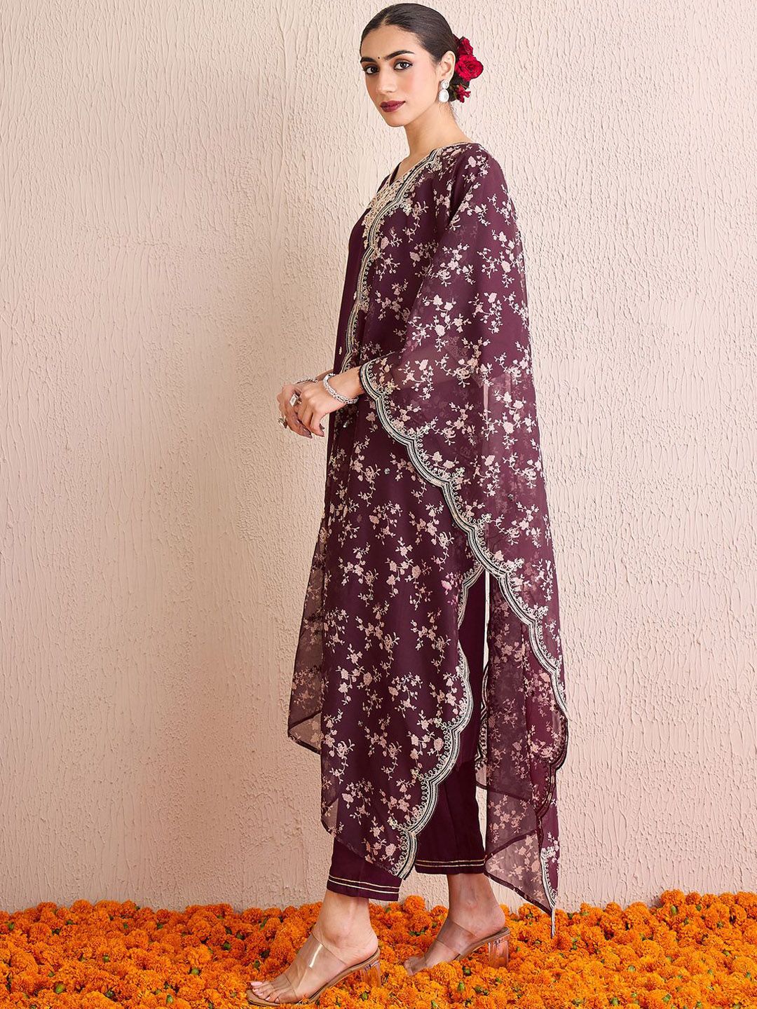 Women Floral Embroidered Regular Kurta with Trousers & With Dupatta