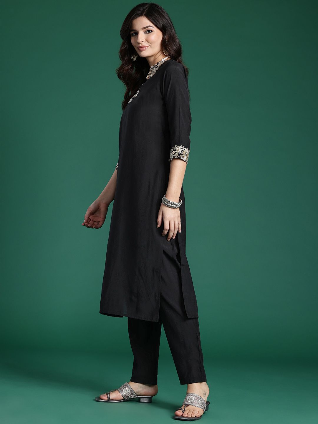 Dhiyona IE Women Floral Yoke Design Regular Pure Cotton Kurta with Trousers