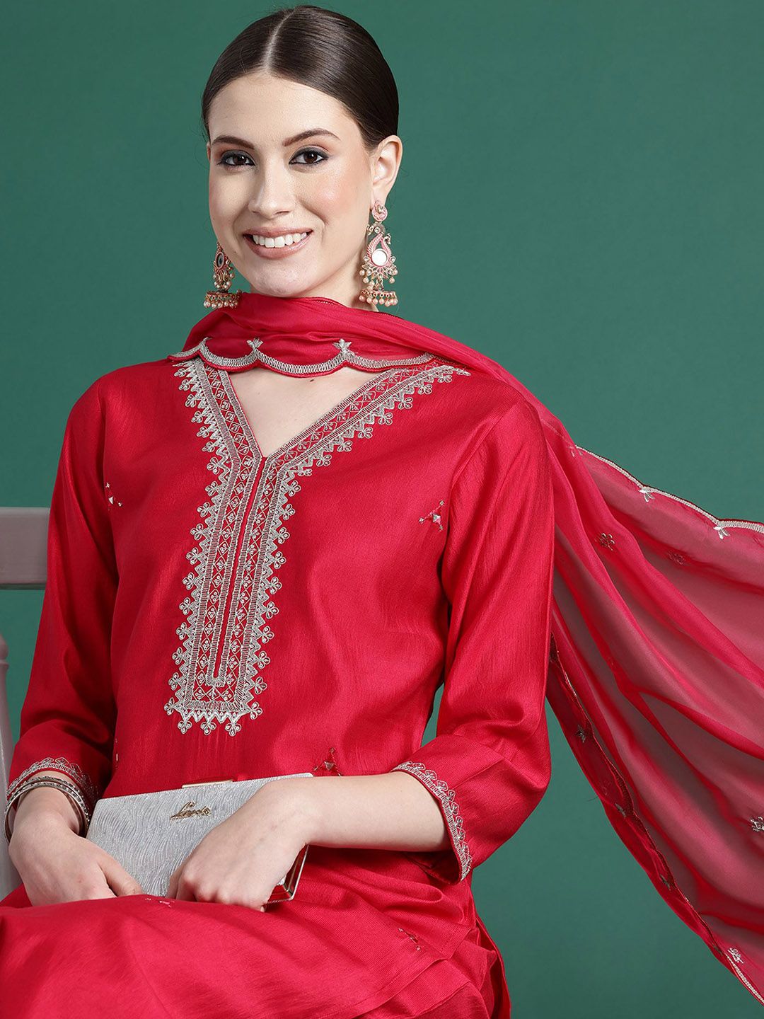 Dhiyona IE Floral Embroidered Liva Straight Kurta With Trousers & Dupatta