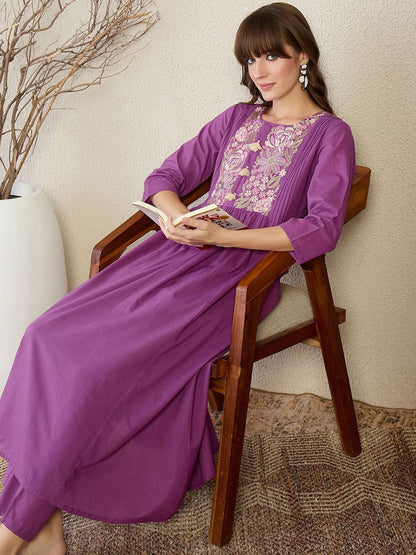 Dhiyona IE Embroidered Round Neck Top With Trousers Co-Ords