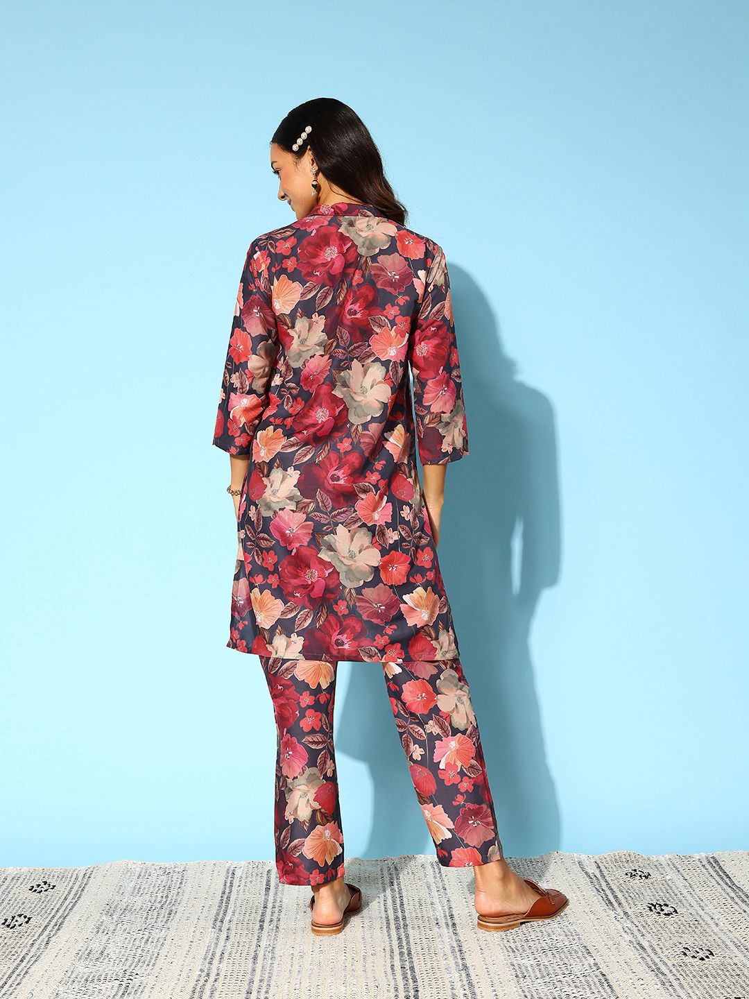 Dhiyona IE Women Floral Printed Co-Ords Set
