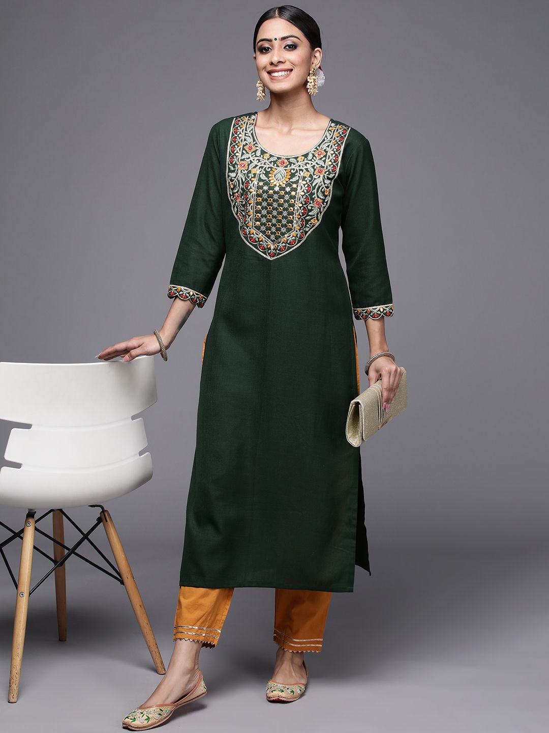 Dhiyona IE Women Green Ethnic Motifs Yoke Design Mirror Work Kurta