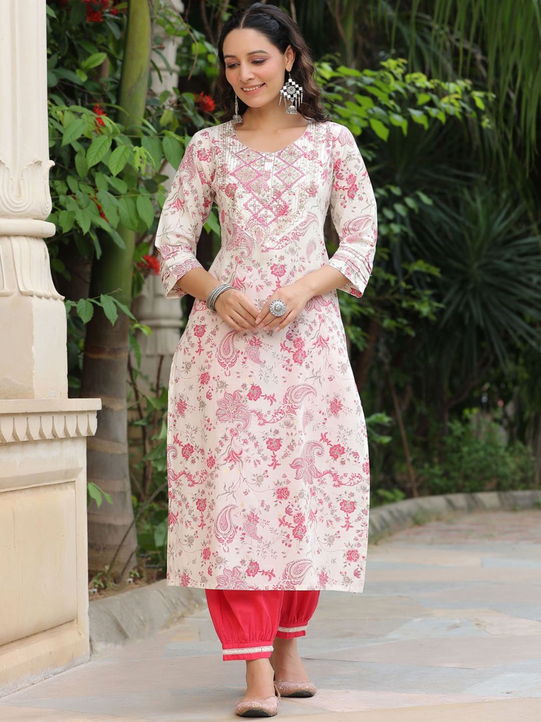 Dhiyona RR Women's Floral Printed Pure Cotton Straight Kurta With Salwar