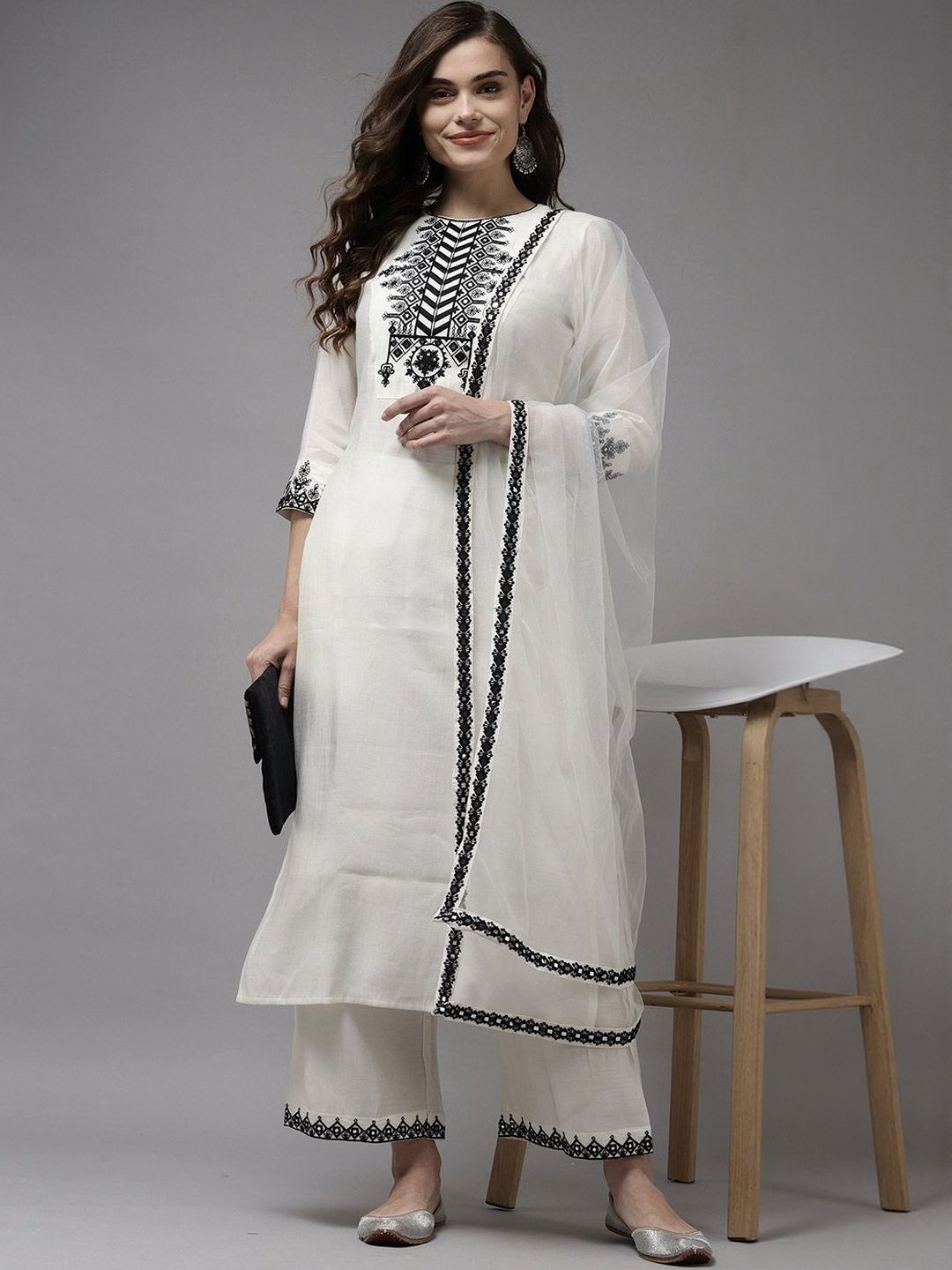 Ethnic Motifs Embroidered Regular Mirror Work Kurta With Palazzo And Dupatta