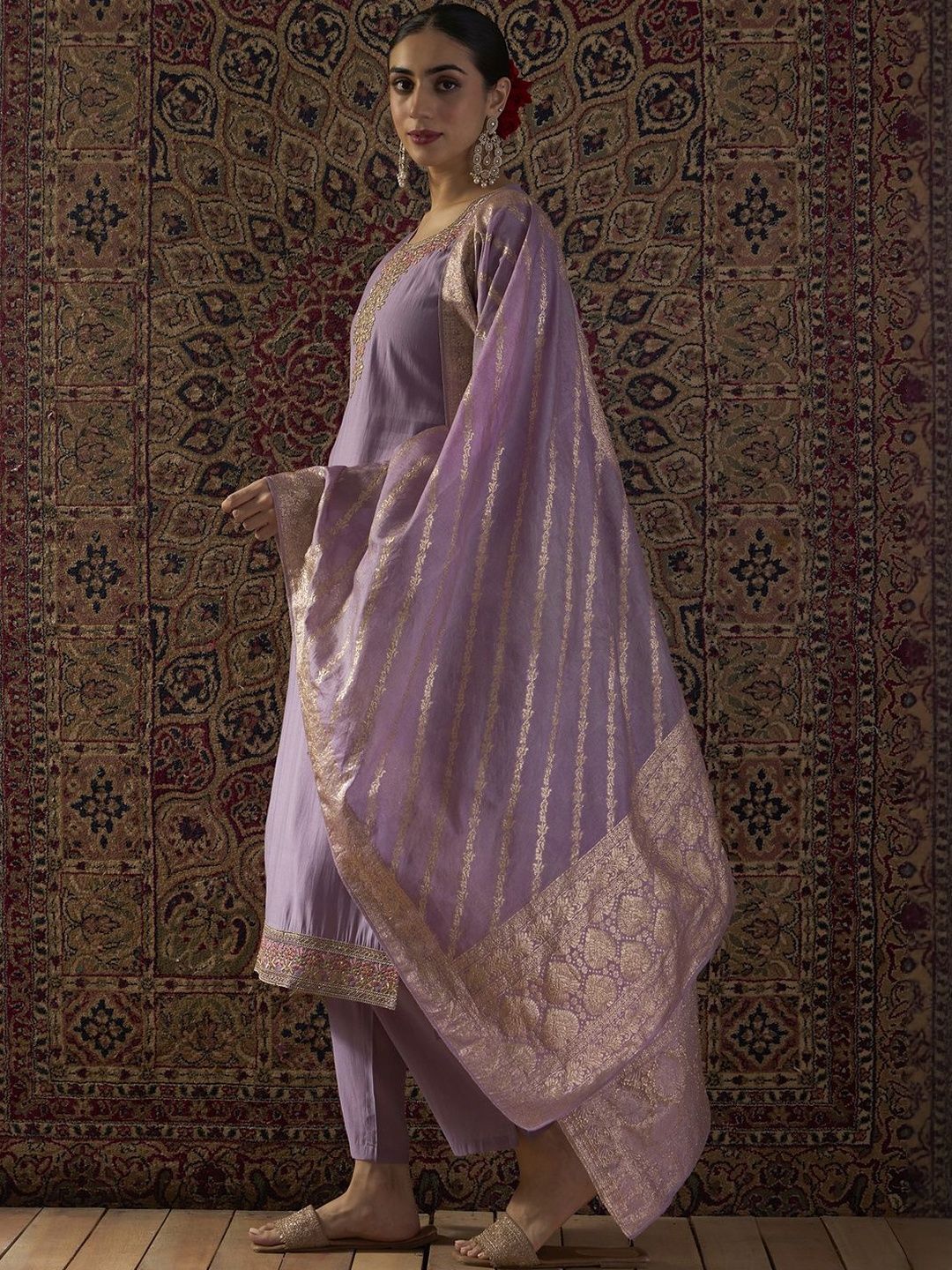 Ethnic Motifs Embroidered Thread Work Straight Kurta With Trousers & Dupatta