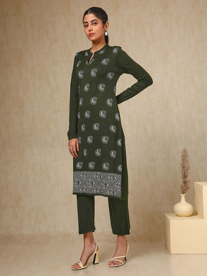 Dhiyona SO Women's Olive Green Paisley Woven Design Mandarin Collar Acrylic Straight Kurta With Trouser
