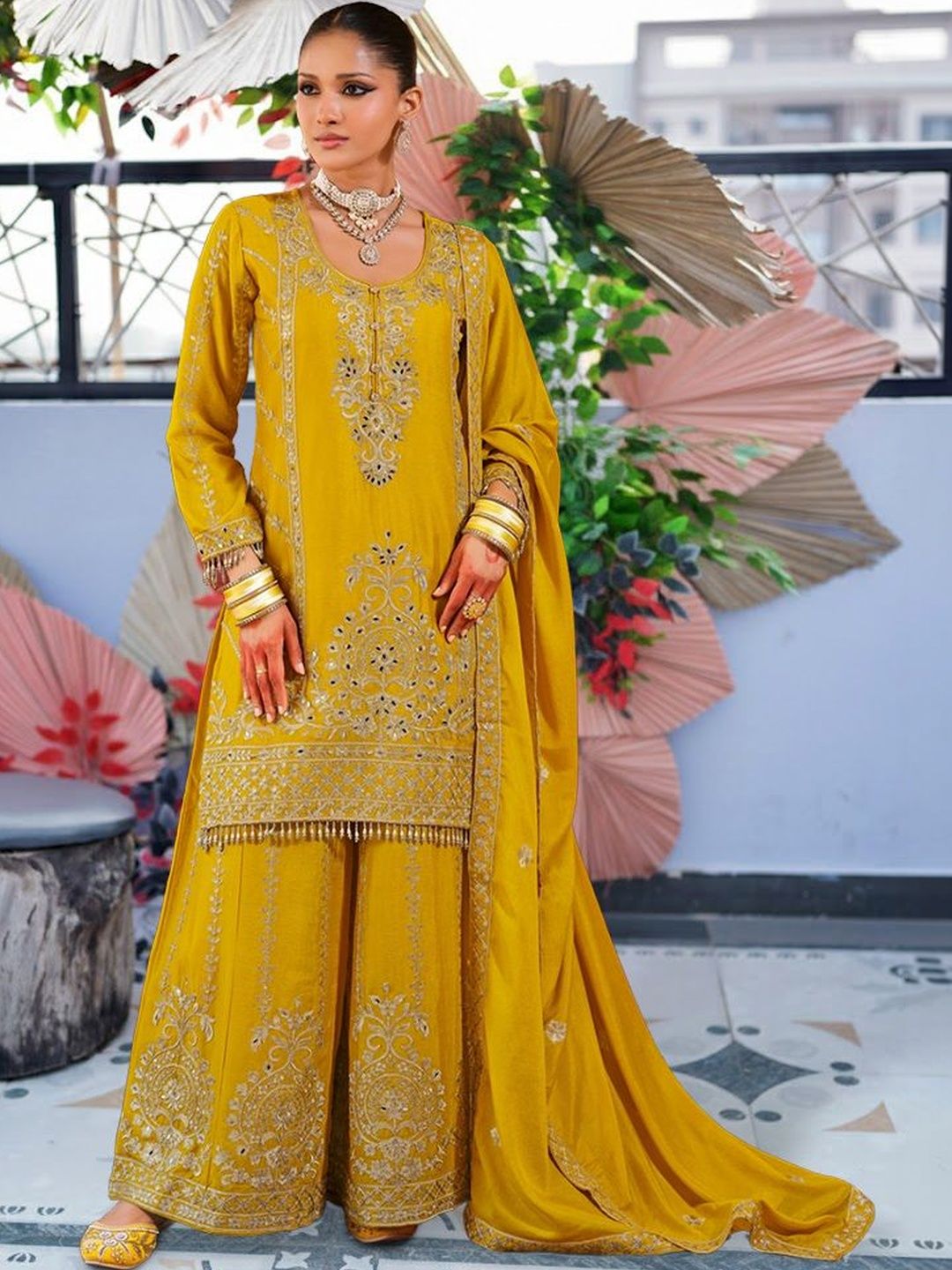 Dhiyona IE Women Ethnic Motifs Embroidered Regular Thread Work Kurta with Palazzos & With Dupatta