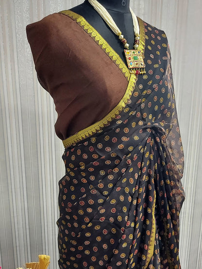 Women's Chiffon Brown Printed Celebrity Saree With Blouse Piece