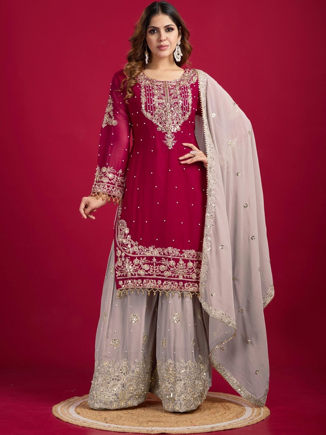 Dhiyona KL Women Ethnic Motifs Embroidered Regular Kurta with Sharara & With Dupatta