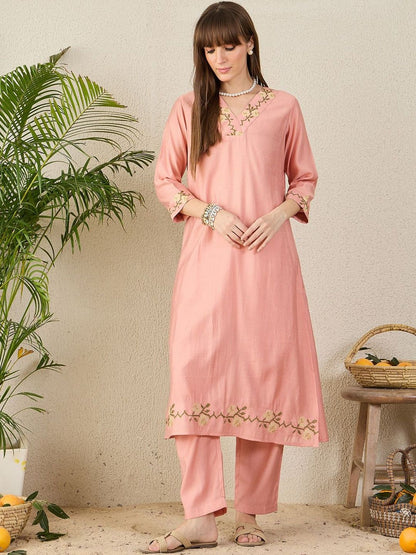 Women Floral Embroidered V-NeckThread Work Kurta with Trousers