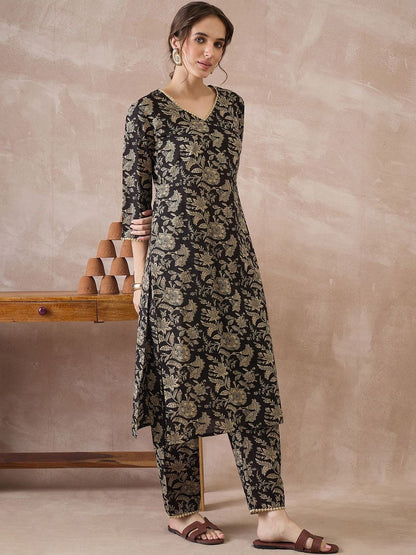 Women Floral Printed Regular Pure Cotton Kurta with Trousers