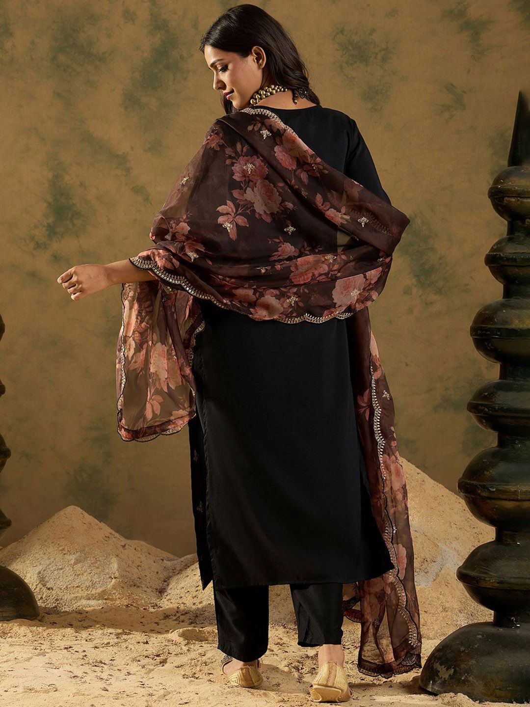 Ethnic Motifs Embroidered Kurta with Trousers & Dupatta